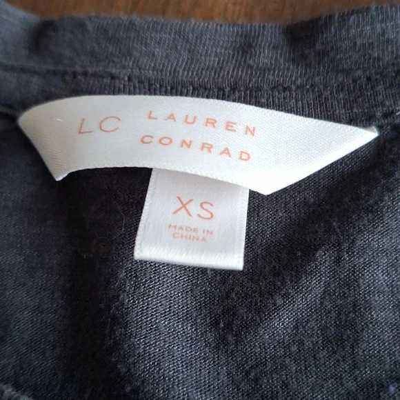 Lauren Conrad XS Tee - Picture 3 of 5